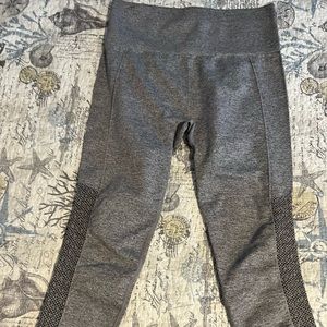Heather grey Fabletics 7/8 legging